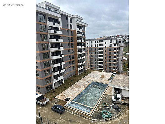 KOCAELİ İZMİT KAVANYA KORU SİTESİ'NDE KİRALIK 2+1 ARAKAT DAİRE