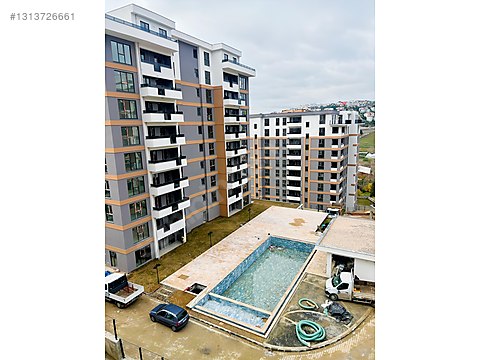 KOCAELİ İZMİT KAVANYA KORU SİTESİ'NDE SATILIK 3+1 ARAKAT DAİRE — fotoğraf 2