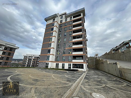 KOCAELİ İZMİT ÇAYIRKÖY KAVANYA KORU'DA SATILIK 2+1 ARAKAT DAİRE